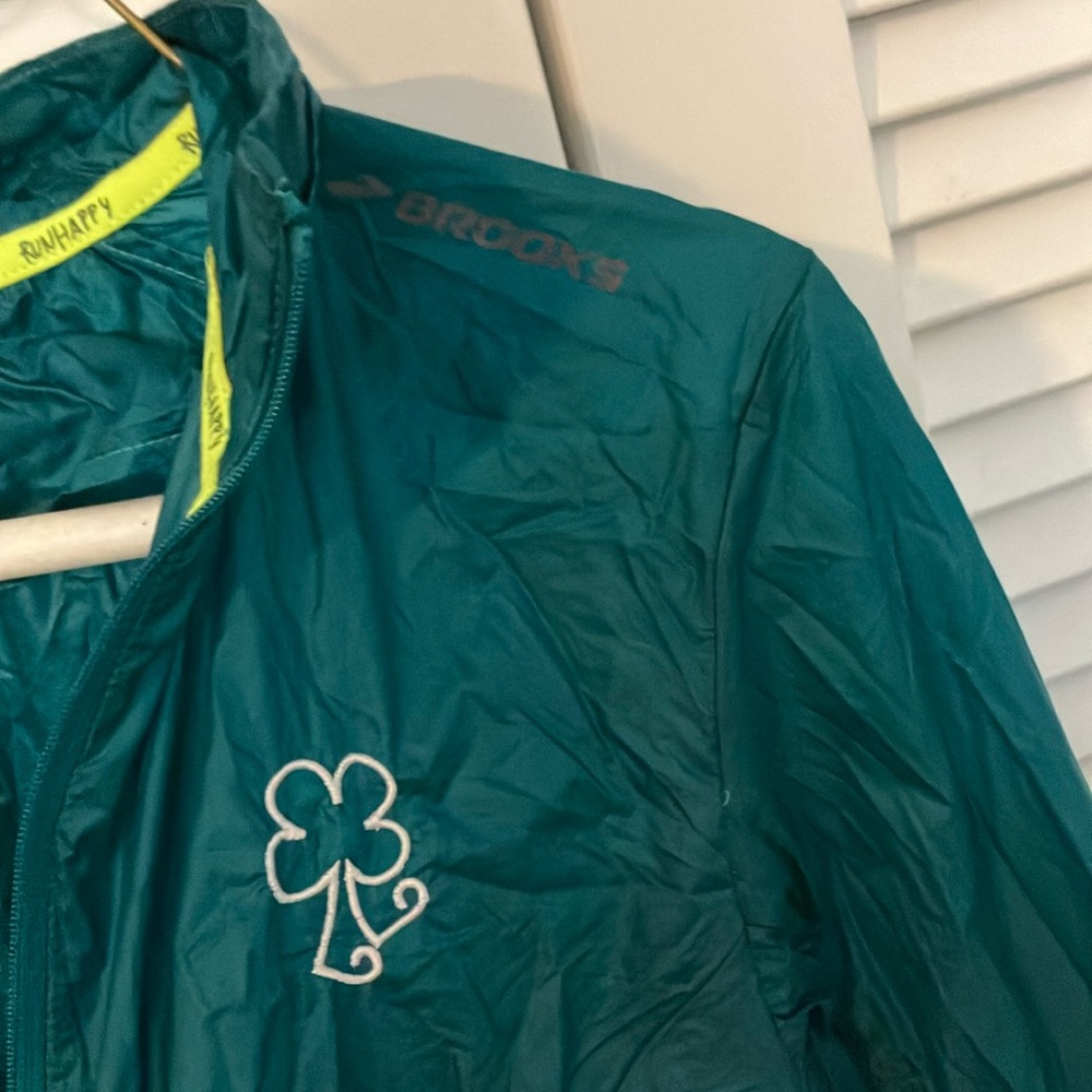 Brooks Green Windbreaker Jacket - Picture 7 of 11